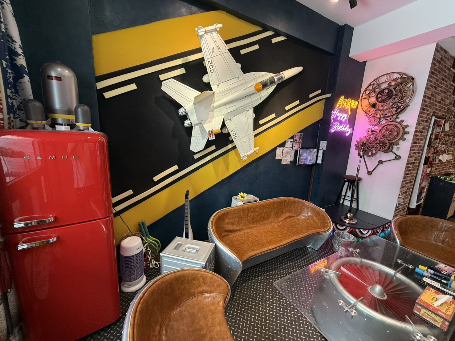 飛行俱樂部客廳3